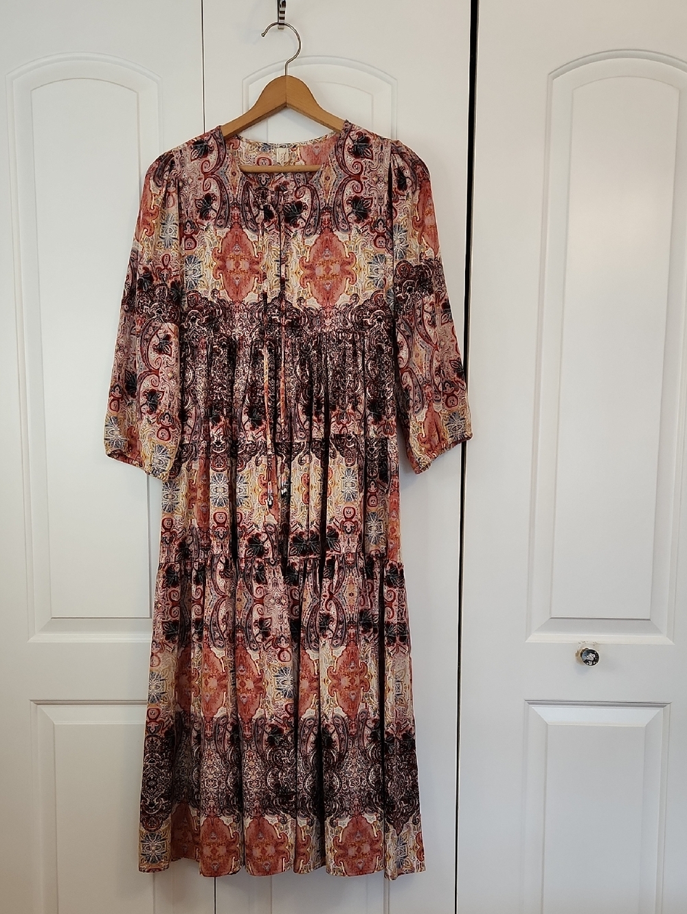 Anthropologie Ragu Paisley Print Pink Motif Tiered Maxi Dress Tassels Size M - Picture 2 of 16